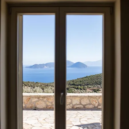 Urania Luxury Geofos *