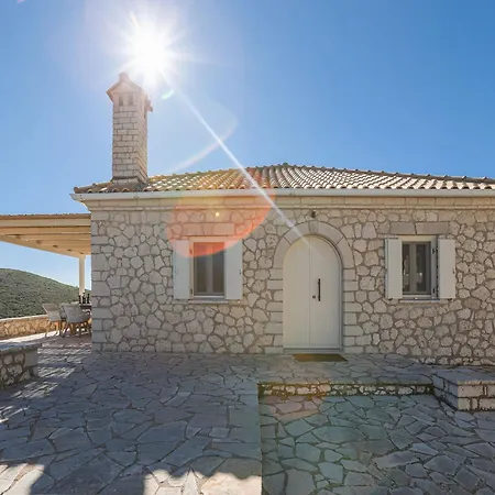 Willa Urania Luxury Geofos Pondi