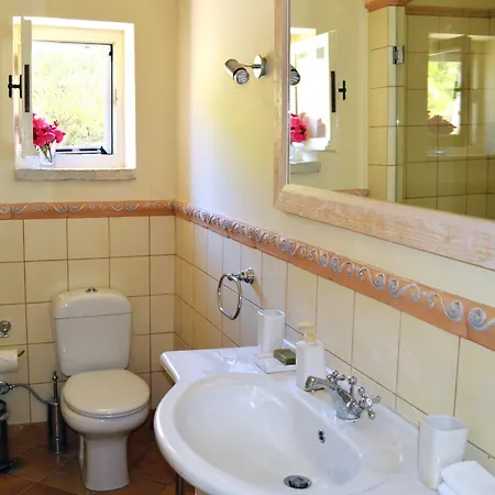 Villa Urania Luxury Geofos