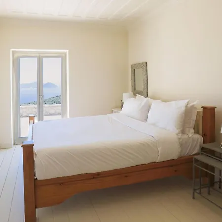 Villa Urania Luxury Geofos
