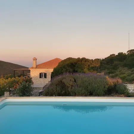 Villa Urania Luxury Geofos *