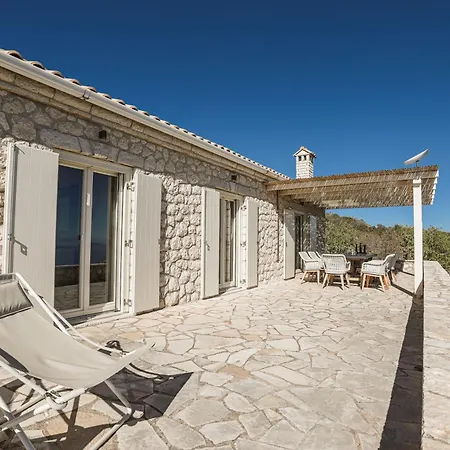 Urania Luxury Geofos Villa *